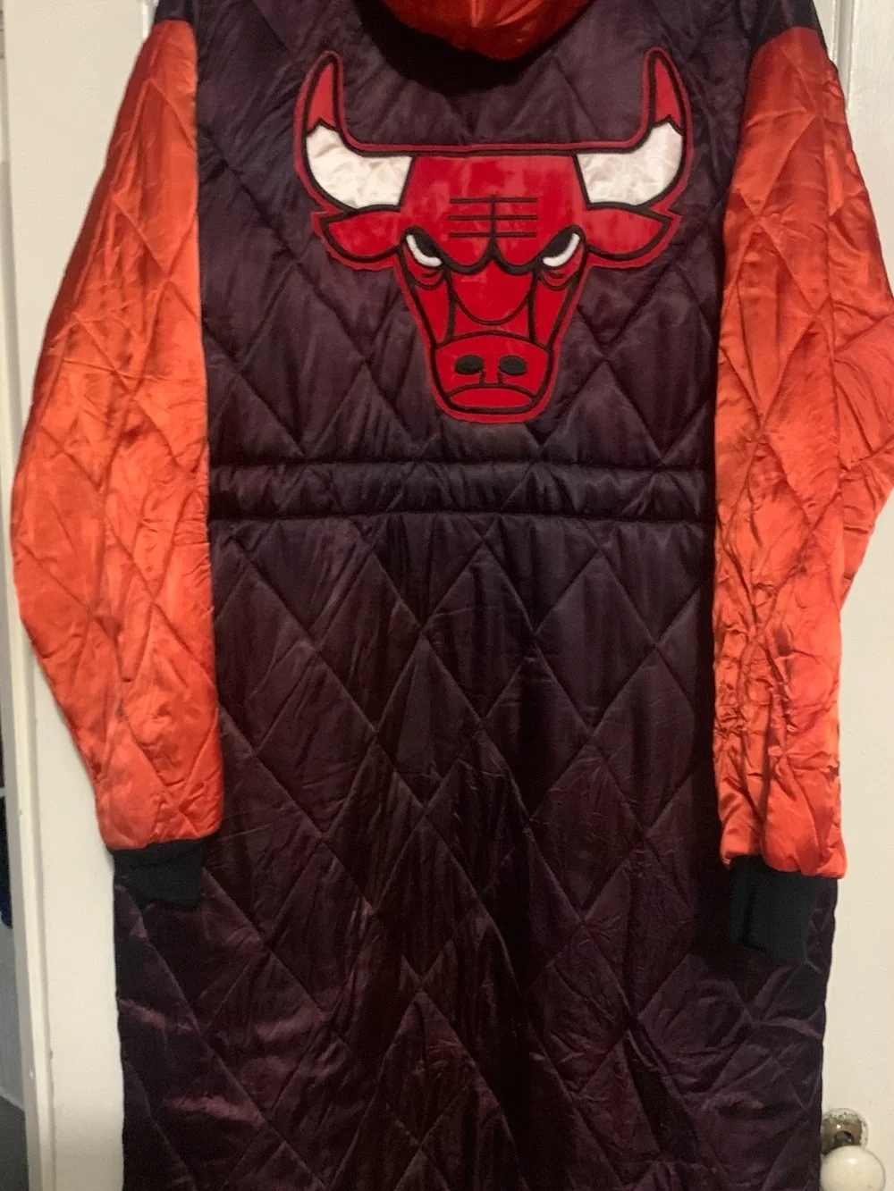 Vintage 90s Chicago Bulls Quilted Long Bench Coat Jacket Parka XL Michael Jordan
